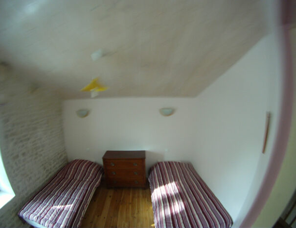 Gite "L'Ile" 6 Chambre_Petits_Lits_LeSud_3